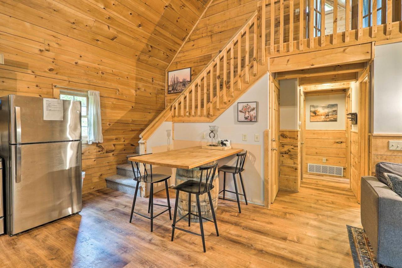Cozy Retreat With Porch And Double Jj Resort Access! Rothbury 외부 사진